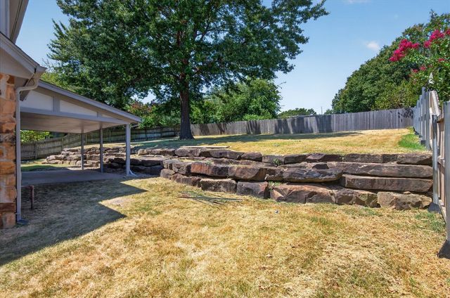 6240 S Richmond Avenue, Tulsa, OK 74136