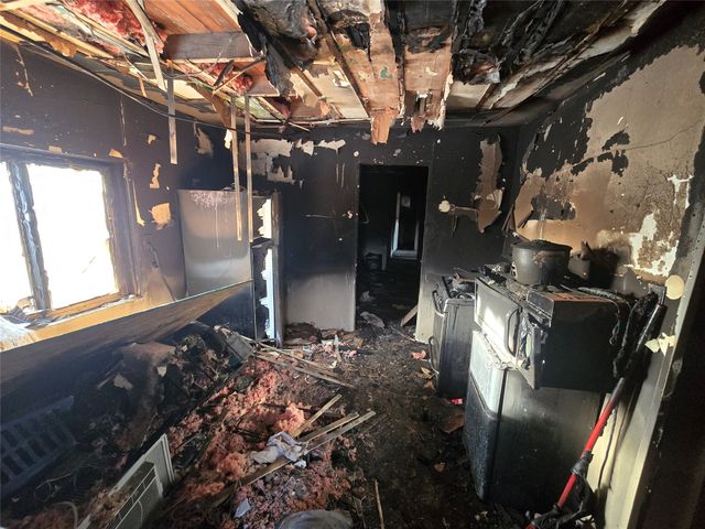 737 E 12TH Street, Erie, PA 16503