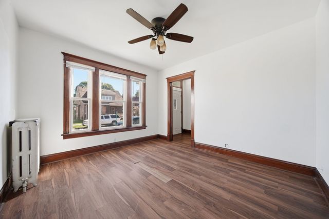 13400 Greenwood Avenue, Blue Island, IL 60406