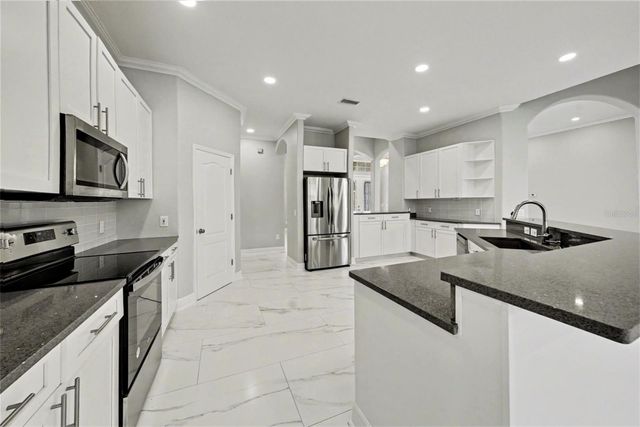 6218 BRIDLEFORD DRIVE, Wesley Chapel, FL 33545