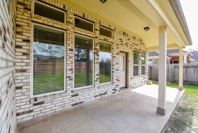 4215 Mill Oaks Drive, Houston, TX 77084