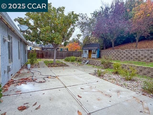 530 Greenmont Dr, Vallejo, CA 94591