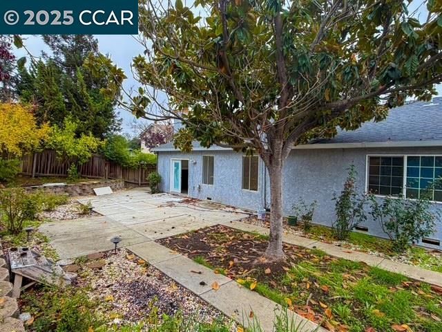 530 Greenmont Dr, Vallejo, CA 94591