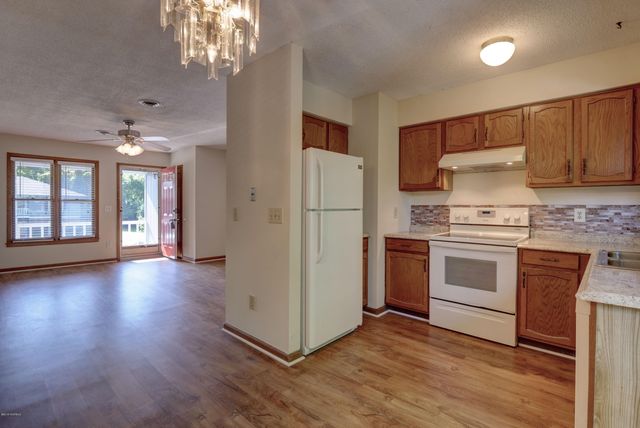 4192 Spirea Drive Unit H, Wilmington, NC 28403