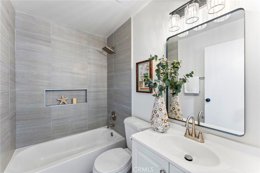 Image 21 of property listing at 18101 Via Amorosa, Rowland Heights, CA 91748