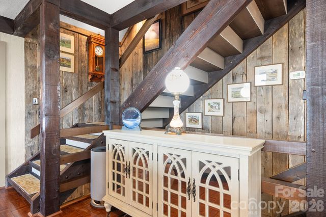 2184 Pine Mountain Drive, Connelly Springs, NC 28612