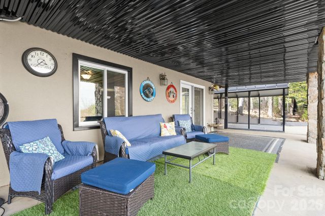 2184 Pine Mountain Drive, Connelly Springs, NC 28612