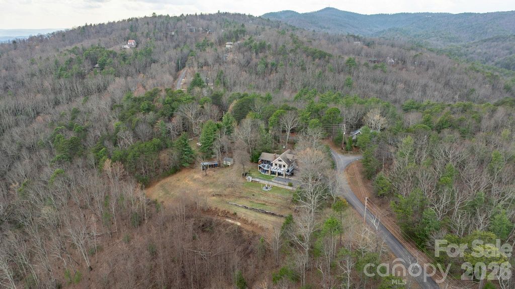2184 Pine Mountain Drive, Connelly Springs, NC 28612