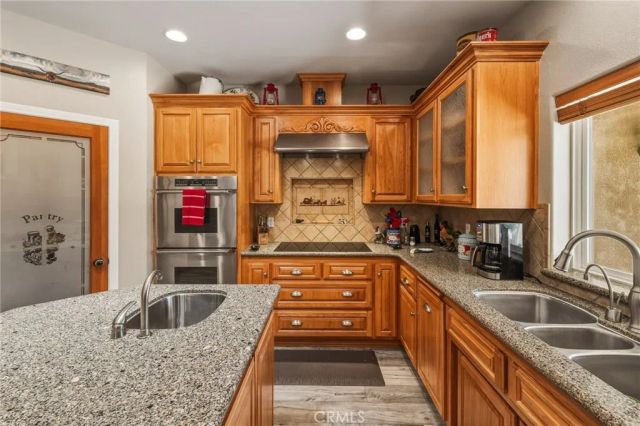 24155 Maze Stone Court, Hemet, CA 92545