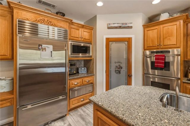 24155 Maze Stone Court, Hemet, CA 92545