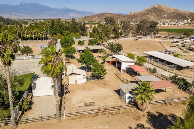 24155 Maze Stone Court, Hemet, CA 92545