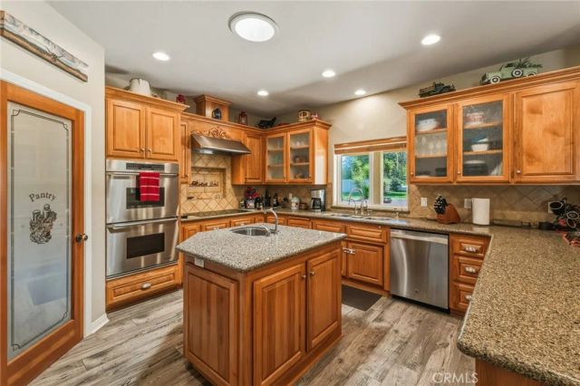 24155 Maze Stone Court, Hemet, CA 92545