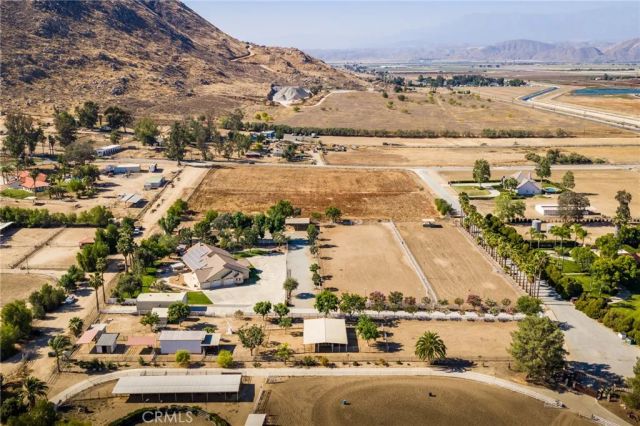 24155 Maze Stone Court, Hemet, CA 92545