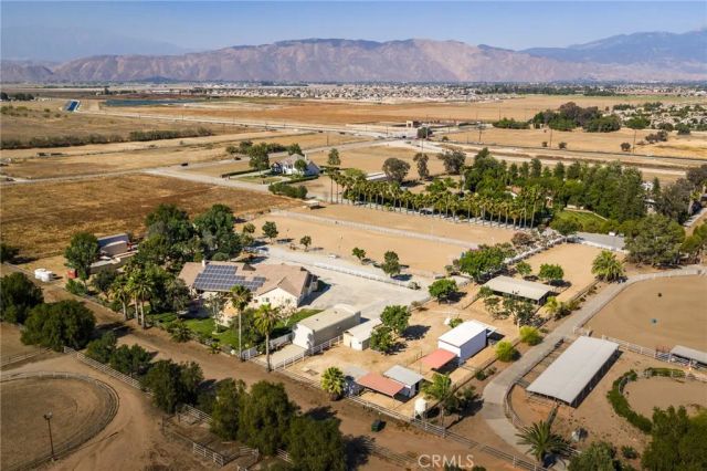 24155 Maze Stone Court, Hemet, CA 92545