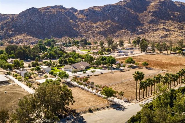 24155 Maze Stone Court, Hemet, CA 92545
