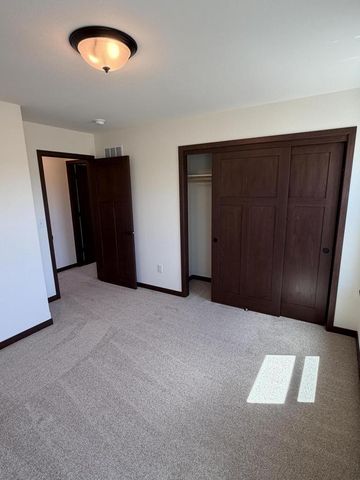 756 Pleasant Park COURT, Johnson Creek, WI 53038
