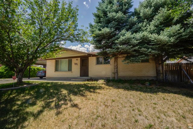 4466 S BRIANS WAY, West Valley City, UT 84119