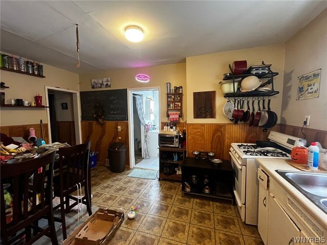 38 5th Avenue, North Tonawanda, NY 14120