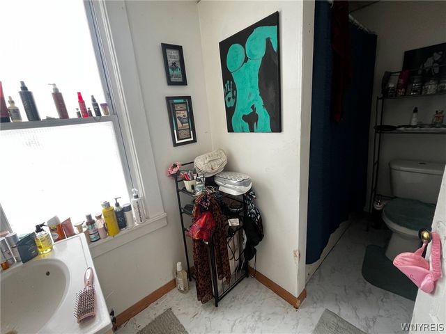 38 5th Avenue, North Tonawanda, NY 14120