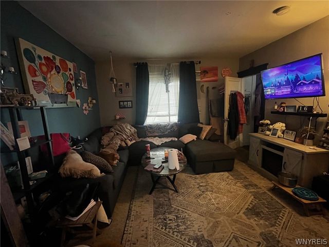 38 5th Avenue, North Tonawanda, NY 14120