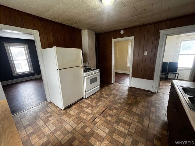 38 5th Avenue, North Tonawanda, NY 14120