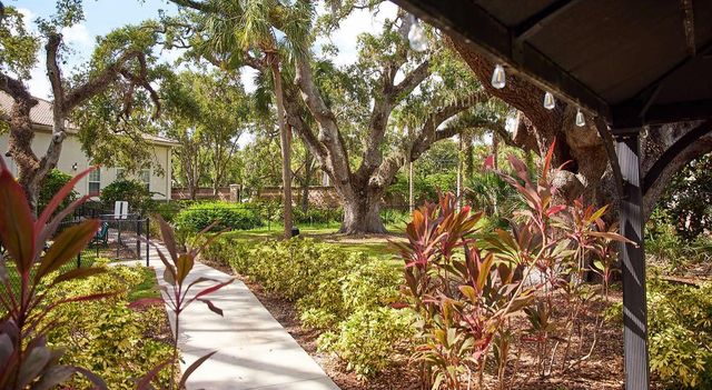 4 MAGGIE LANE Harmony, Sarasota, FL 34232