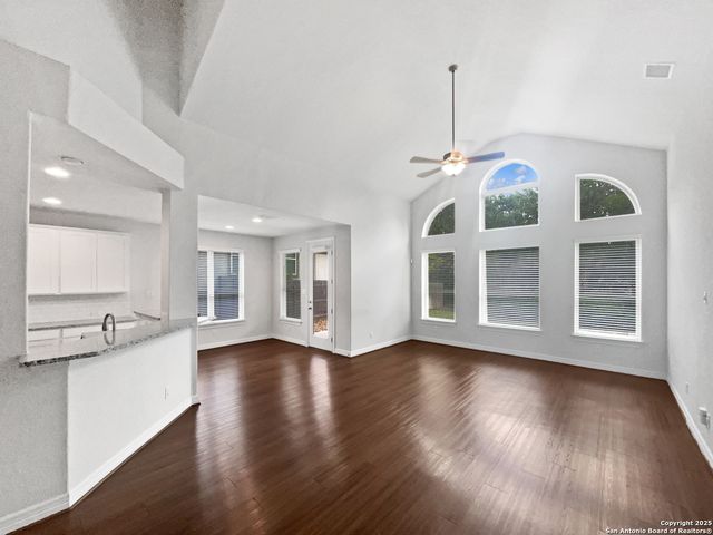 16514 Sierra Linda, Helotes, TX 78023