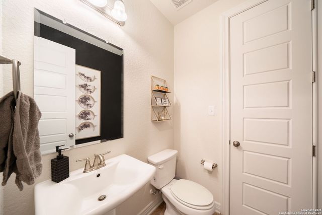 16514 Sierra Linda, Helotes, TX 78023