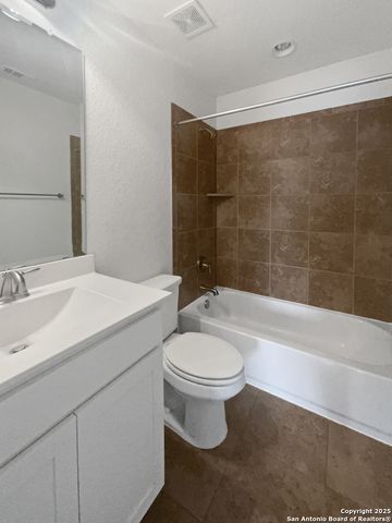 16514 Sierra Linda, Helotes, TX 78023