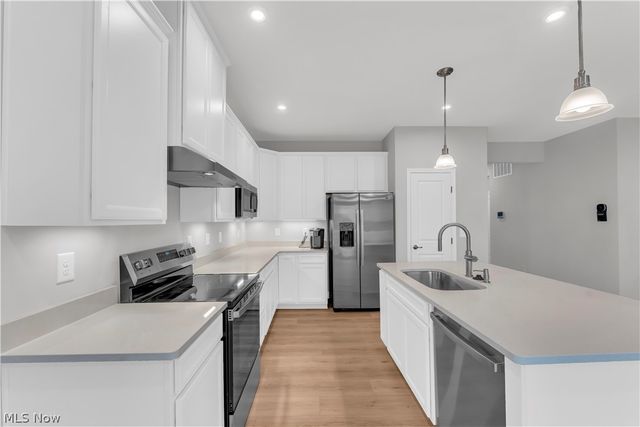 15224 Timber Ridge Drive, Middlefield, OH 44062