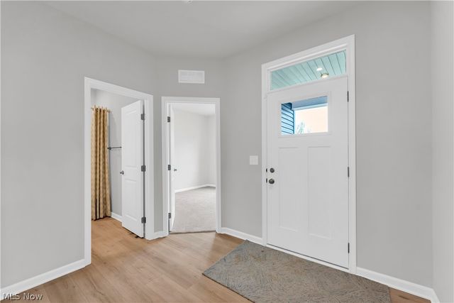 15224 Timber Ridge Drive, Middlefield, OH 44062