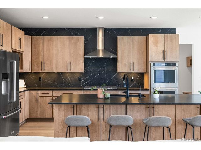 364 Welded Tuff Trl, Castle Rock, CO 80104