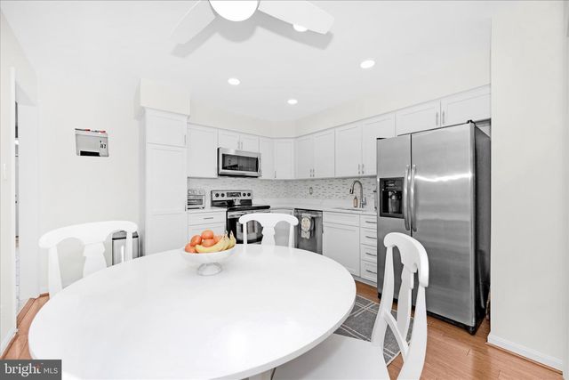 4055 NORBECK SQUARE DR, Rockville, MD 20853