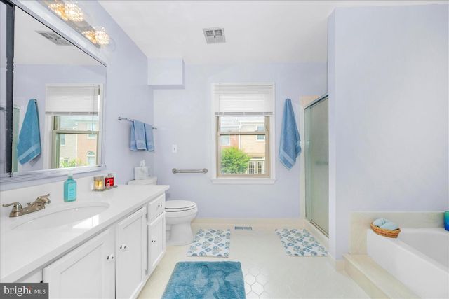 4055 NORBECK SQUARE DR, Rockville, MD 20853