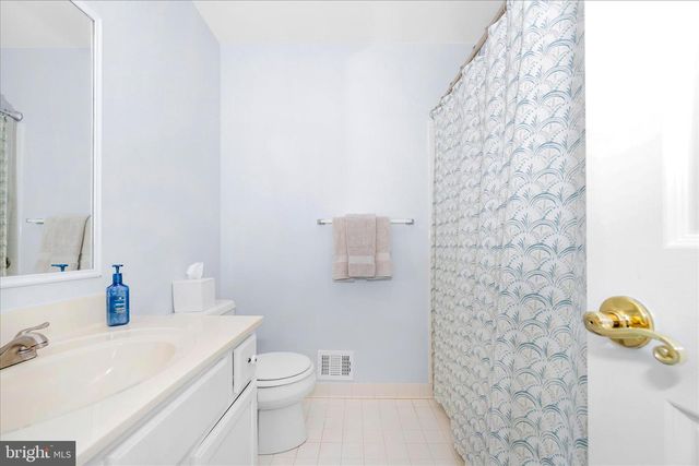 4055 NORBECK SQUARE DR, Rockville, MD 20853