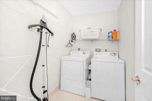 4055 NORBECK SQUARE DR, Rockville, MD 20853