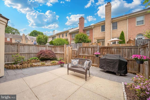 4055 NORBECK SQUARE DR, Rockville, MD 20853