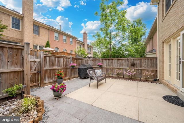 4055 NORBECK SQUARE DR, Rockville, MD 20853