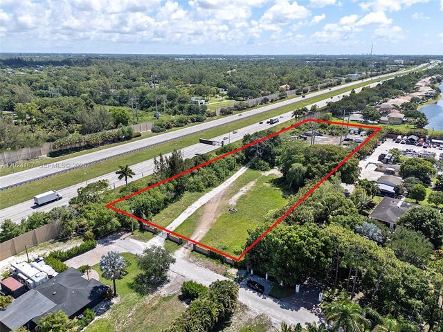 5680 Pinetree Road, Parkland, FL 33067