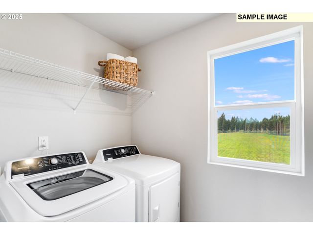 7381 Se DELINE St, Hillsboro, OR 97123