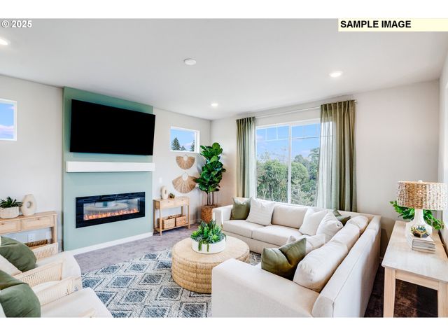 7381 Se DELINE St, Hillsboro, OR 97123