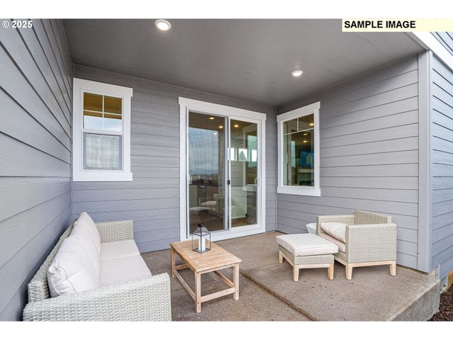 7381 Se DELINE St, Hillsboro, OR 97123