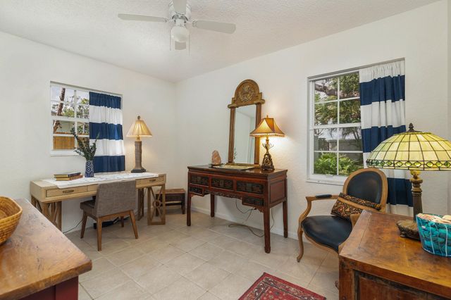 808 Iroquois Street, Jupiter, FL 33458
