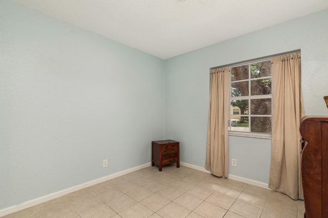 808 Iroquois Street, Jupiter, FL 33458