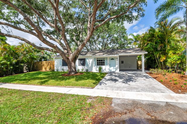 808 Iroquois Street, Jupiter, FL 33458