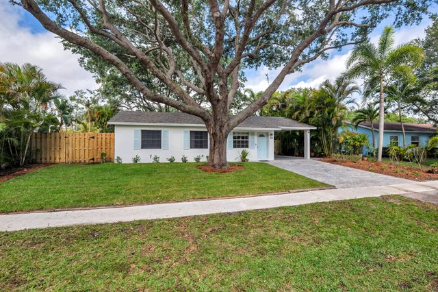 808 Iroquois Street, Jupiter, FL 33458