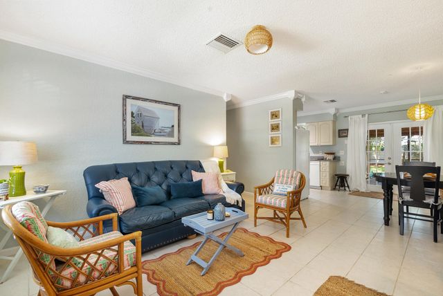 808 Iroquois Street, Jupiter, FL 33458