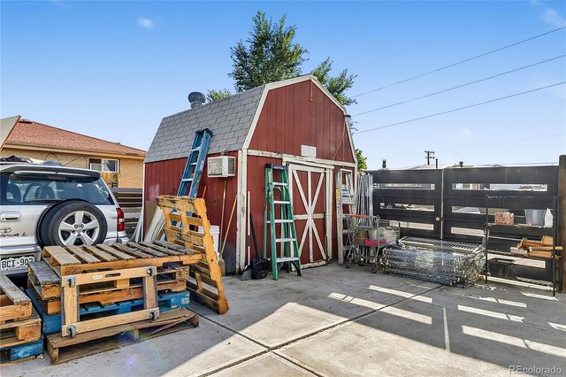 780 E 85th Avenue, Denver, CO 80229