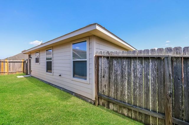 12711 Rio Brazos Street, Rosharon, TX 77583