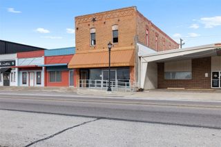 922 E Commerce Street, Buffalo, TX 75831